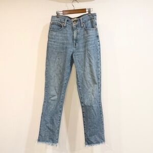 Madewell The Perfect Vintage Jean 26T Tall Raw Hem Light Wash Straight Leg